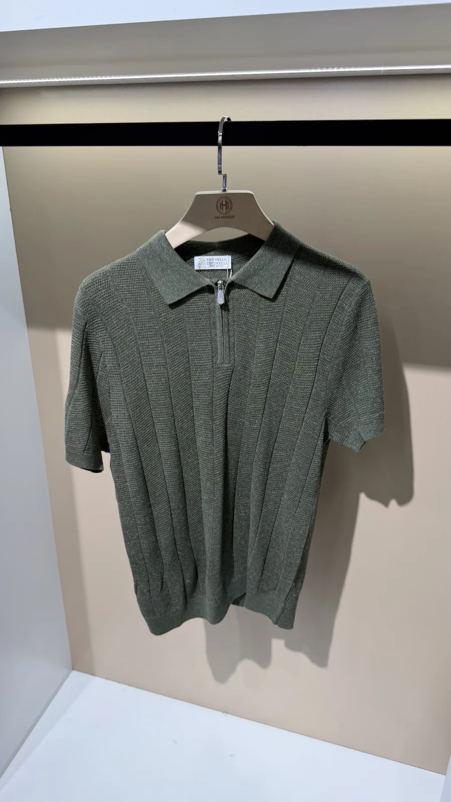 HM Brands product image 4