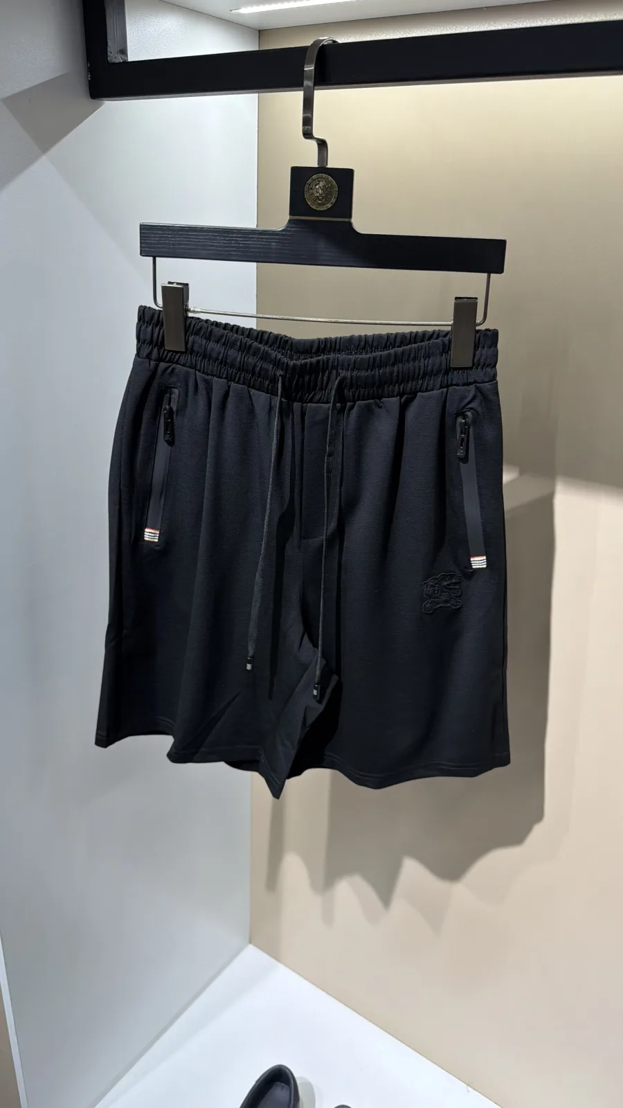 HM Brands product image 4