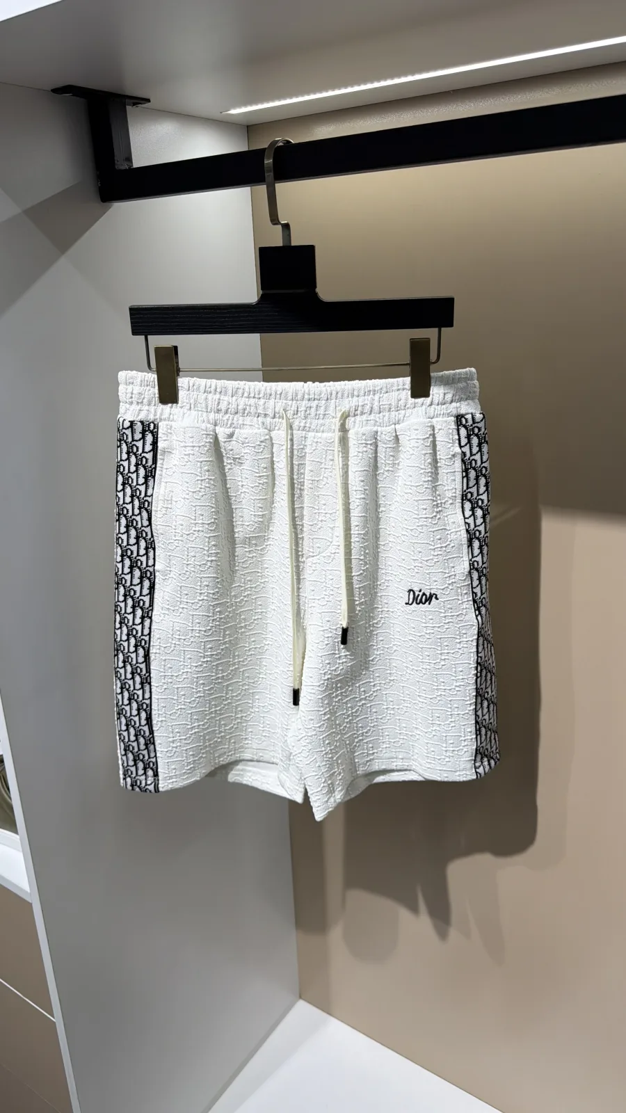 HM Brands product image 4